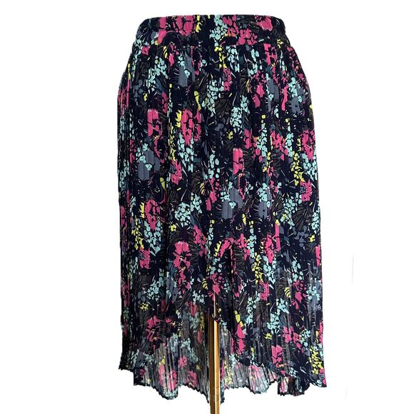 Urban Outfitters Chiffon Pleated Skirt Size M Blue Floral High Low Hem - Picture 1 of 7